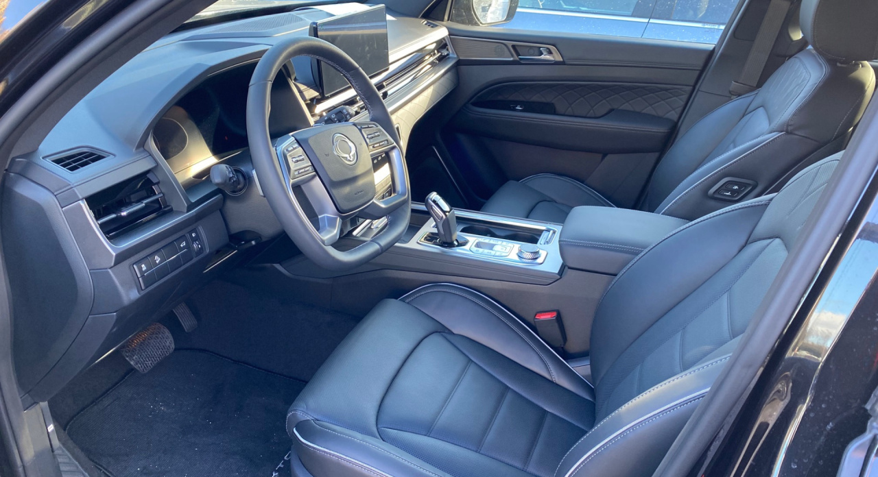 Rexton Black Edition